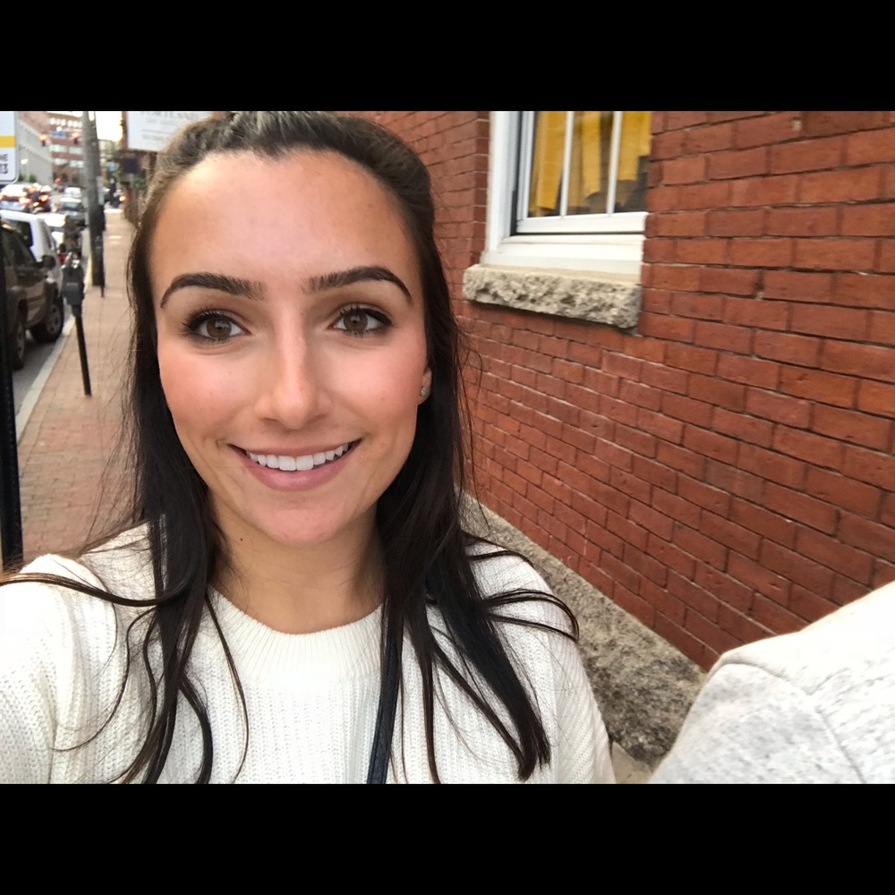 Meet your Posher, Lexi